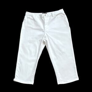 NOT YOUR DAUGHTERS JEANS Womens Petite Size 14P Vintage White Cropped Jeans NYDJ